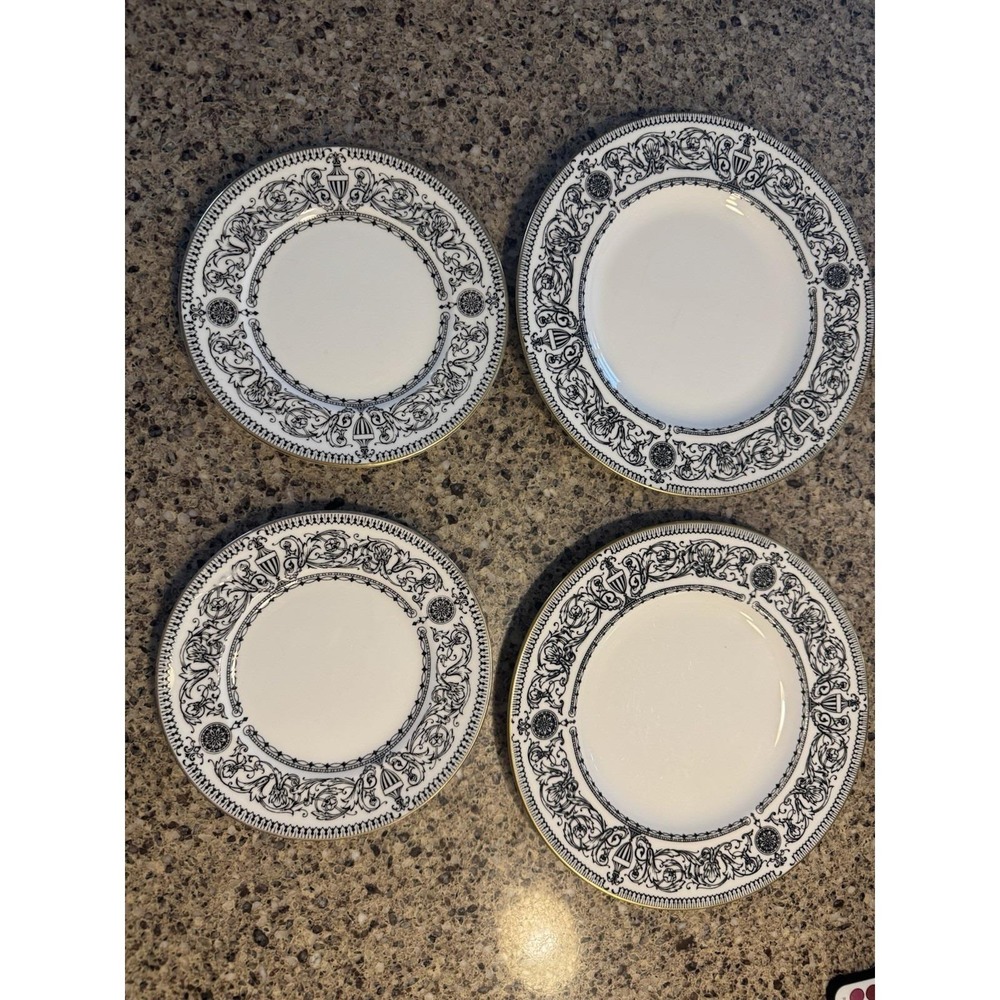 Royal Worcester 1966 Padua Plates Set of 4 Black White Bone China England 6"& 8"
